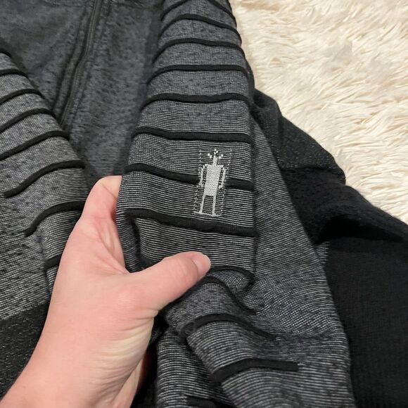 SMARTWOOL Intraknit Merino Full Zip Hoodie Black Women's Large EUC MSRP $240 - Picture 5 of 14